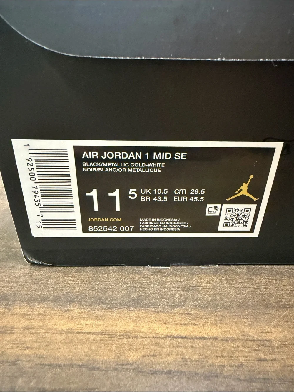 Jordan classic mid